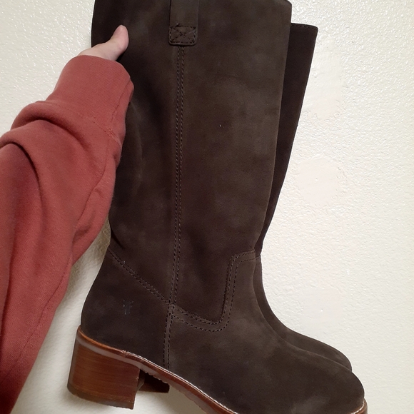 NWT WOMENS SIZE 9 FRYE CAMPUS 12R BOOTS IN BROWNIE - Picture 4 of 7
